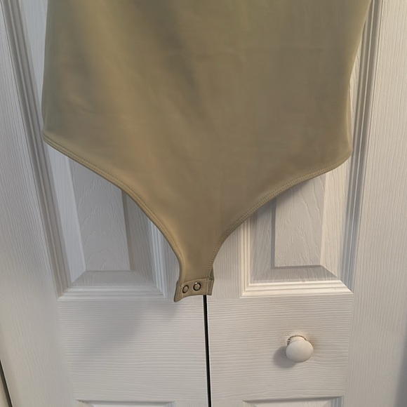 NWOT one shoulder bodysuit - Picture 3 of 3